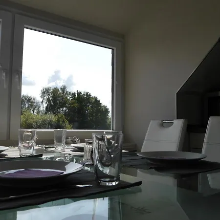 Zwischen Marsch U. Geest Apartmán *